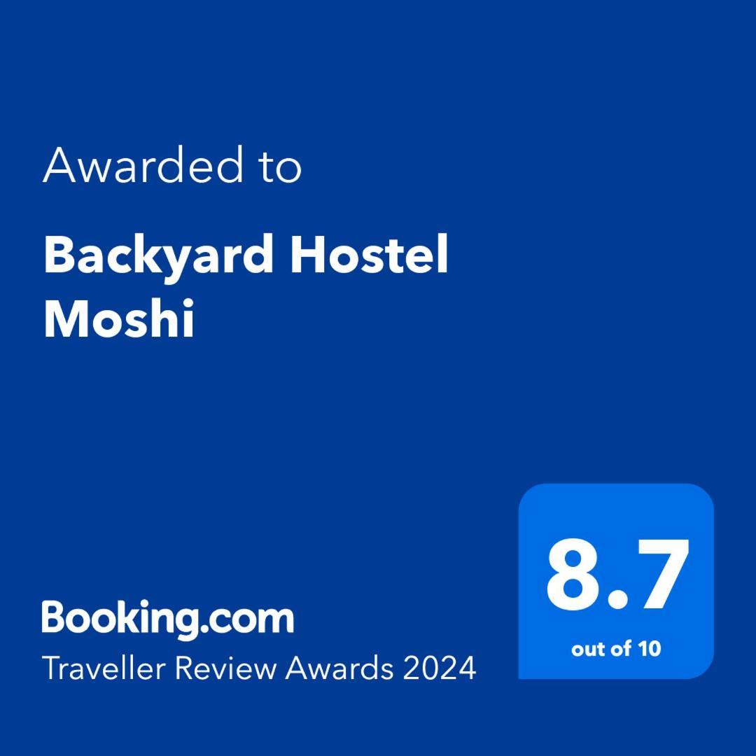 Backyard Hostel 莫希 外观 照片